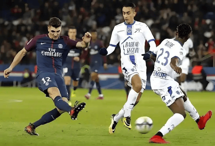 法甲焦点战：朗斯VS欧塞尔预测分析